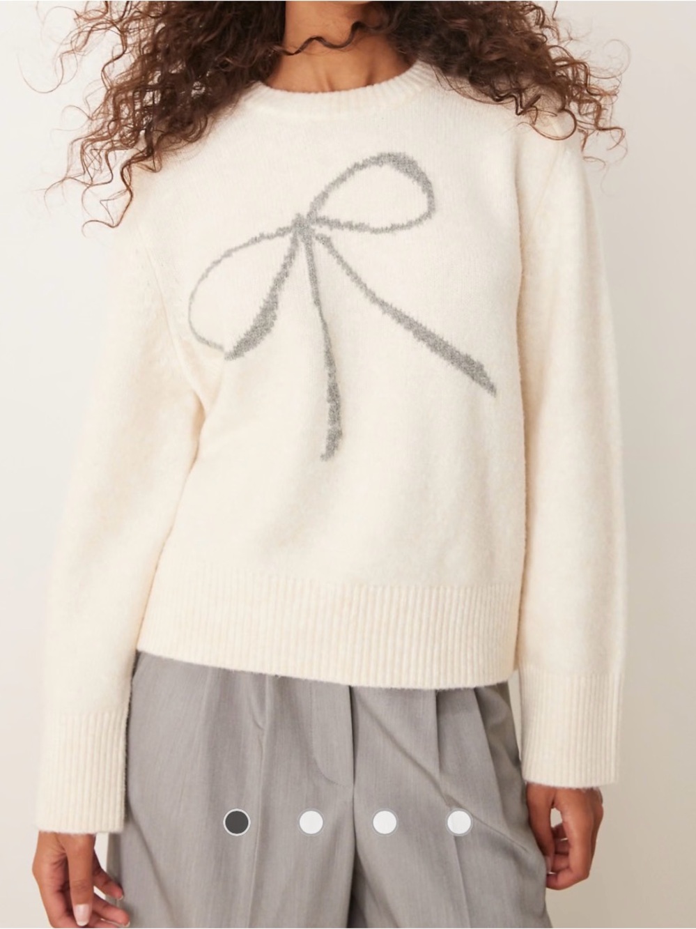 Abercrombie & Fitch crewneck knit sweater with bow in light grey small pullover